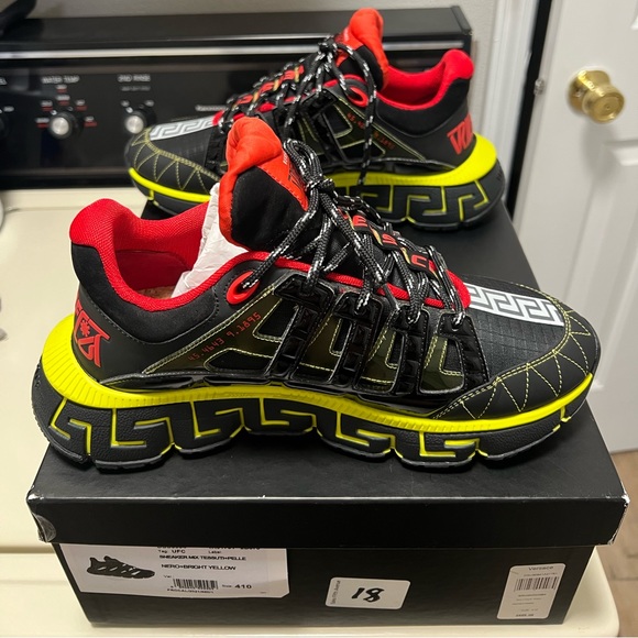 Versace Trigeca Mix - Picture 3 of 3